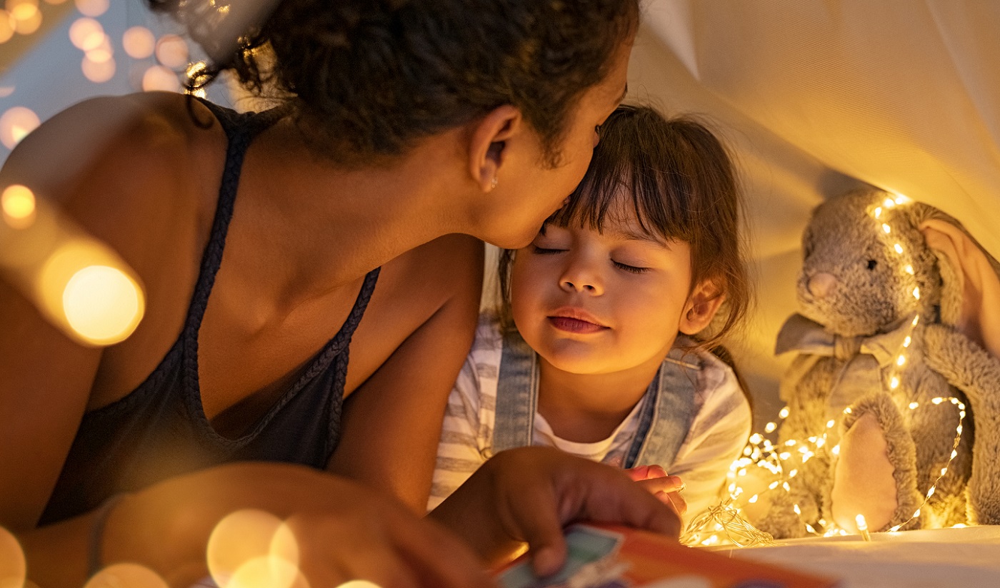4 habits that help you connect with your child: For moms with a lot of work and little time