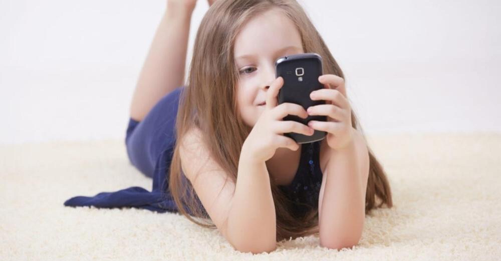 10-reasons-why-our-children-should-not-have-cell-phones