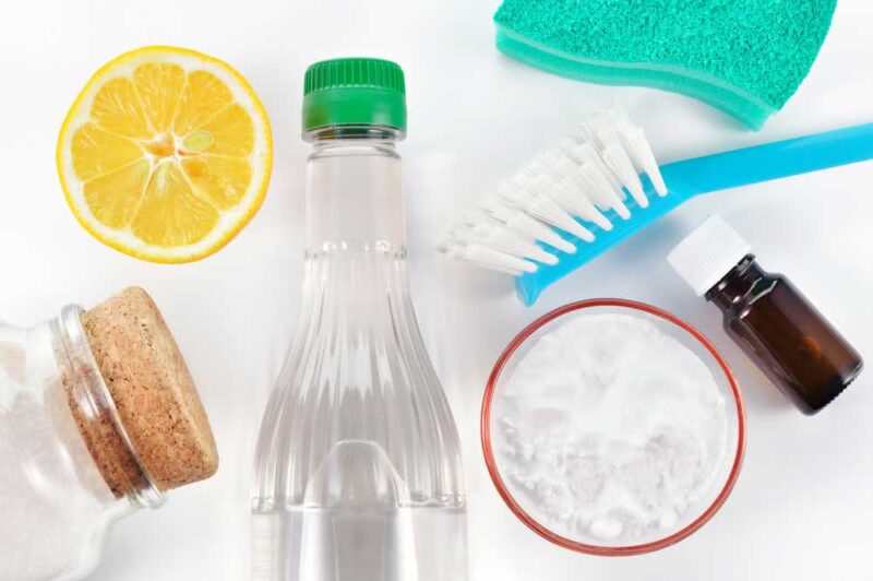 How to clean bathroom grout: choose alcohol vinegar
