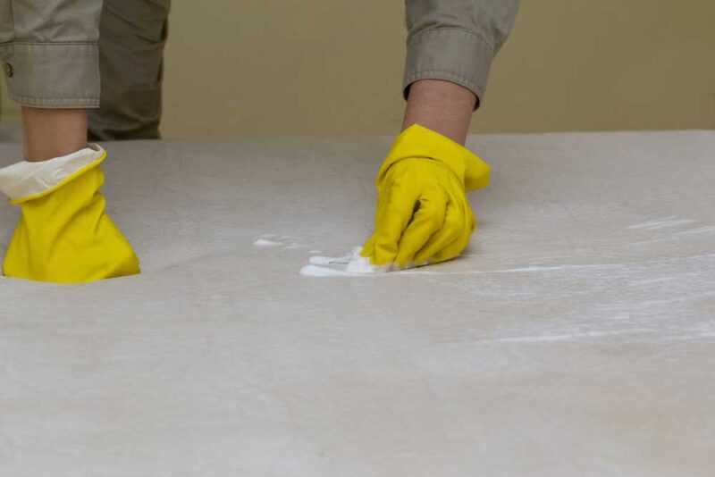 How to clean a mattress – get rid of the mites