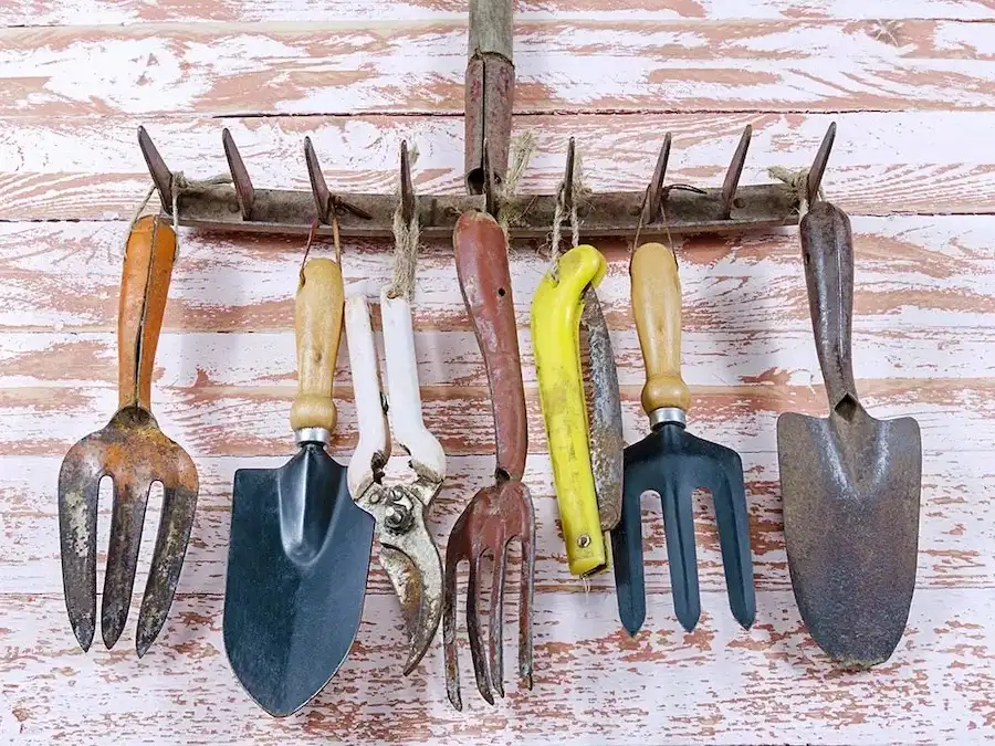 diy garden tools