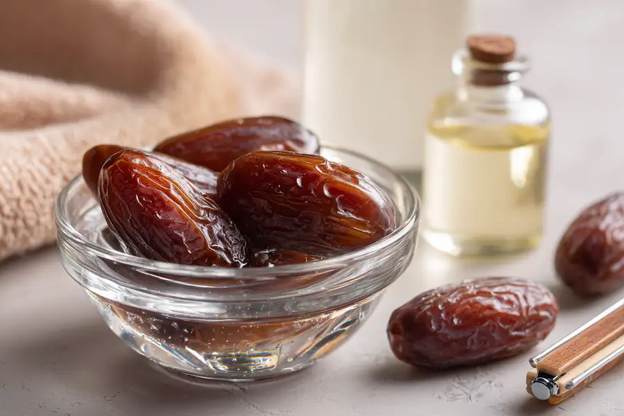 date palm seeds cleaning soaking germination