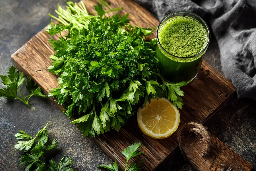 fresh parsley herb vitamin k liver detox immune boost natural health